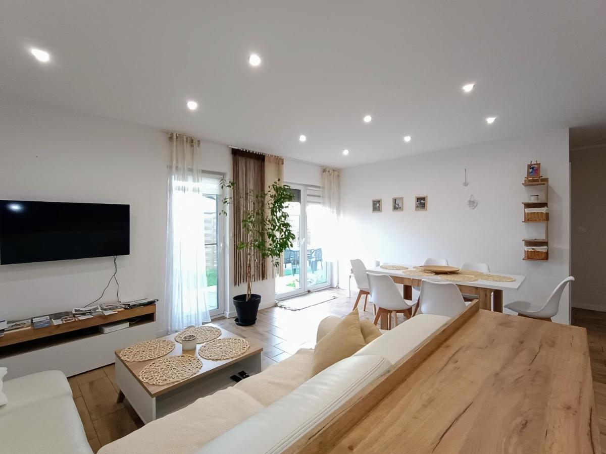 Apartament Przy Kopalni Srebra Tarnowskie Góry Buitenkant foto